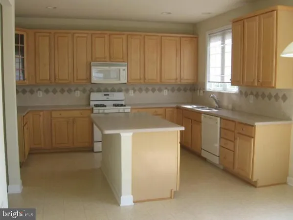 $3,544 | 4207 Talon Drive, Dumfries, VA 22025