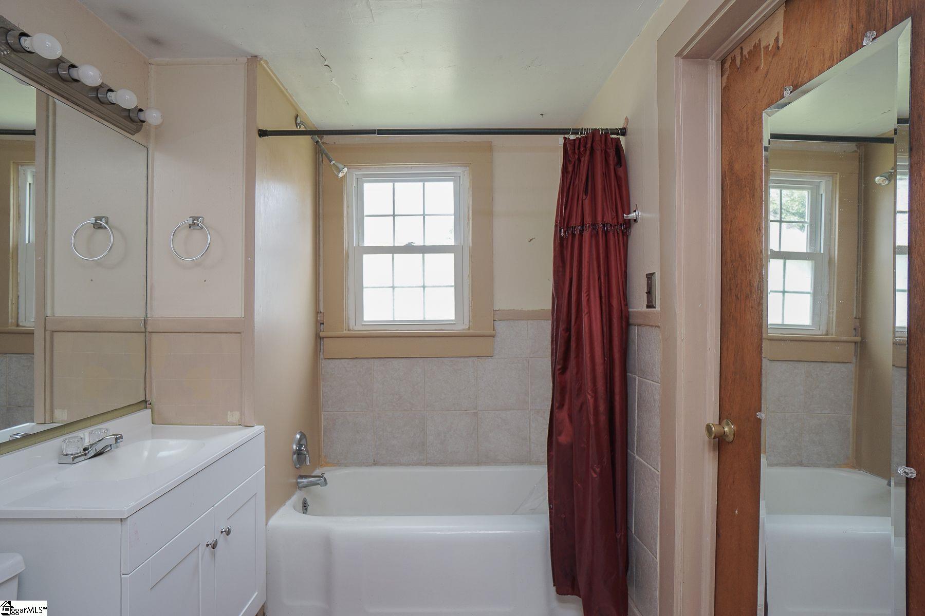 6 16th Street Greer, SC 29651 - Photo 14 of 23 Gallery Image 14
