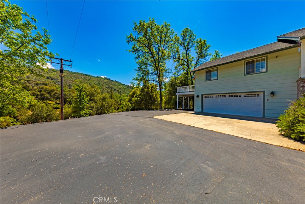 41715 River Falls Road Oakhurst, CA 93644 - Photo 55 of 65