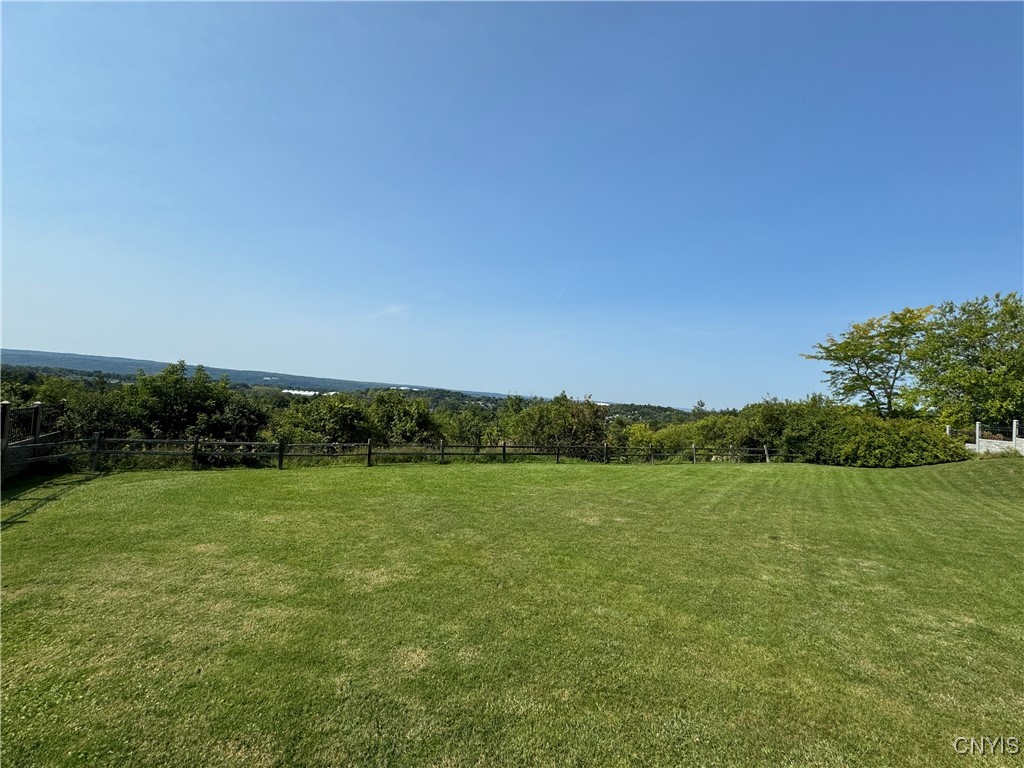 27 Cross Road DeWitt, NY 13224 - Photo 8 of 10