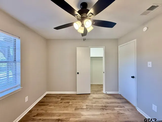 $1,095 | 705 South Porter Avenue, Tyler, TX 75701