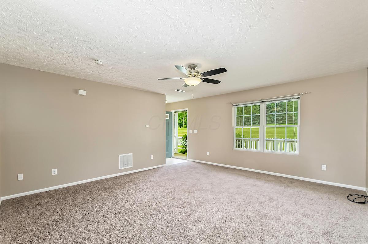 3002 East Powell Road Columbus, OH 43240 - Photo 5 of 32 Gallery Image 5