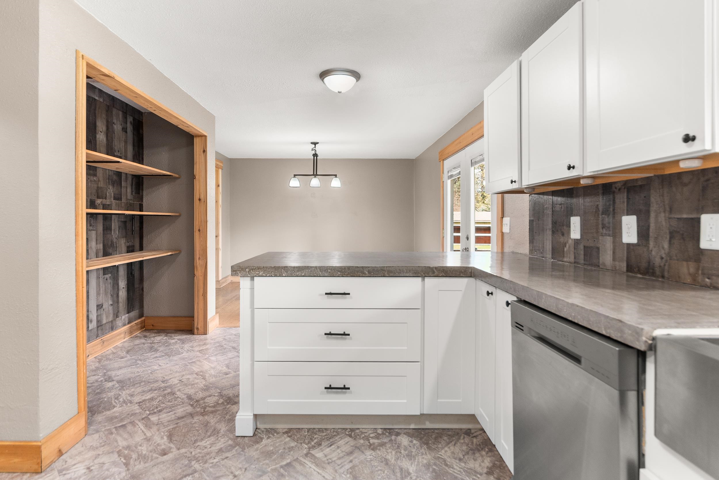 17606 North Michael Road Colbert, WA 99005 - Photo 29 of 45