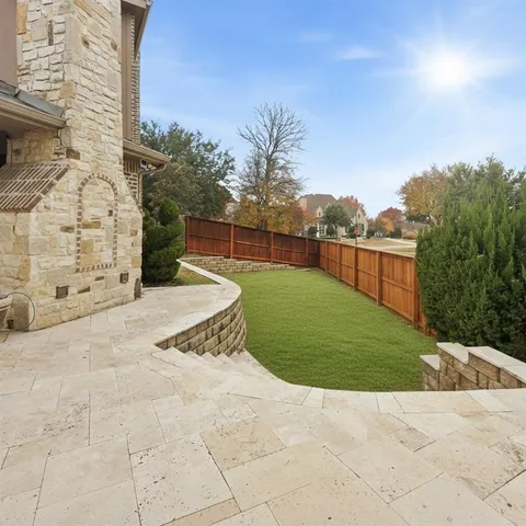 $1,350,000 | 8415 Canyon Crossing, Lantana, TX 76226