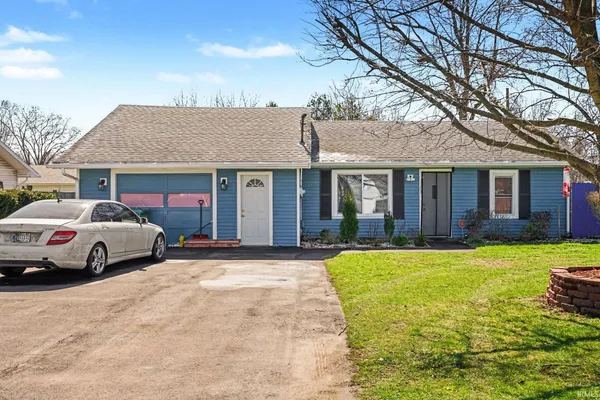 $190,000 | 1203 West Mishawaka Road, Elkhart, IN 46517