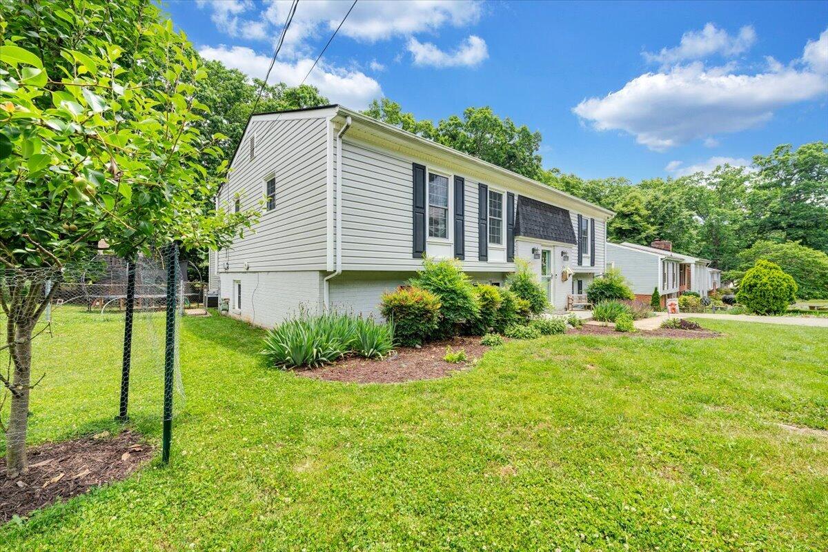 2919 Purple Finch Road Roanoke, VA 24018 - Photo 59 of 69 061-MIB00183