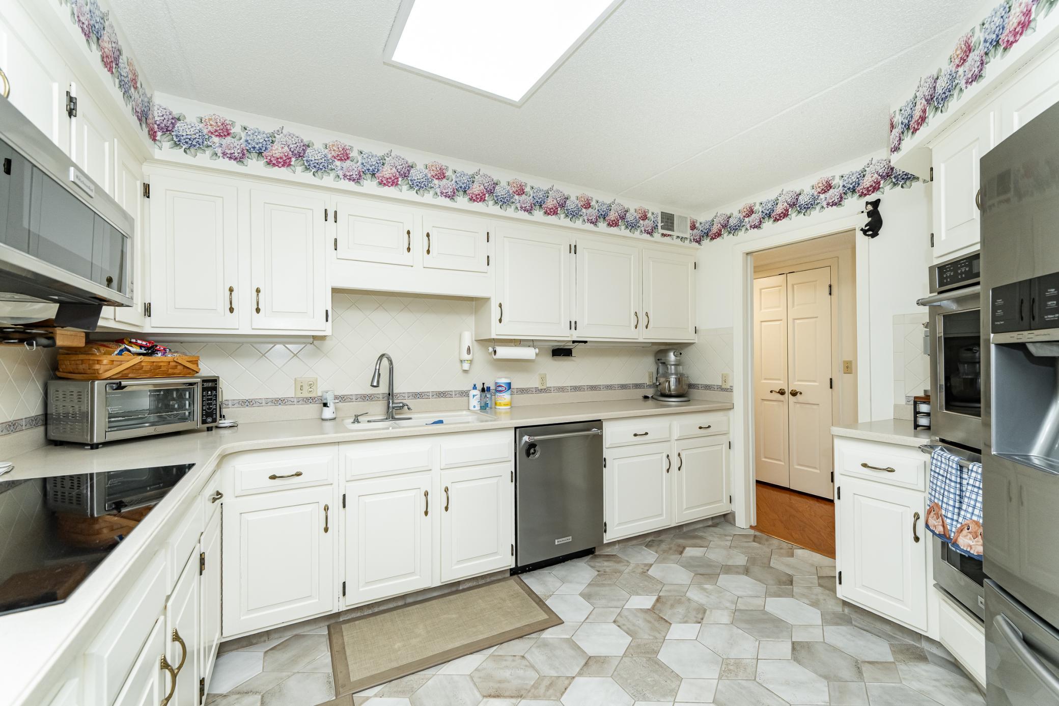 600 4th Street Southwest, Unit 402 Rochester, MN 55902 - Photo 9 of 30