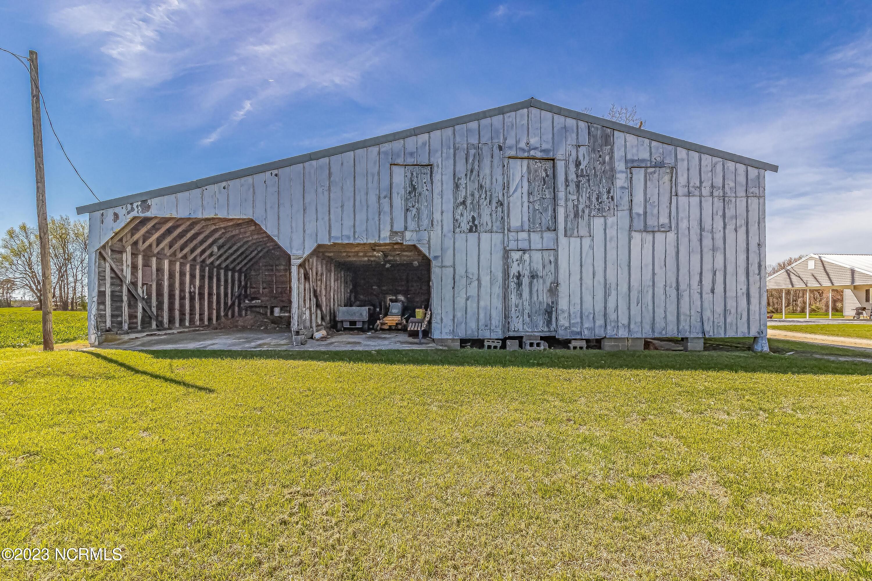 660 Edwards Store Road Mount Olive, NC 28365 - Photo 45 of 49 IMG_8351-Edit