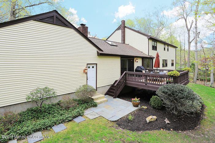 33 Huntley Road Holmdel, NJ 07733 - Photo 28 of 34 exteriorback_700