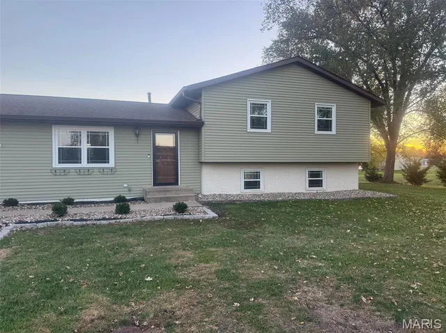 $259,000 | 340 Westwood Drive, Kahoka, MO 63445