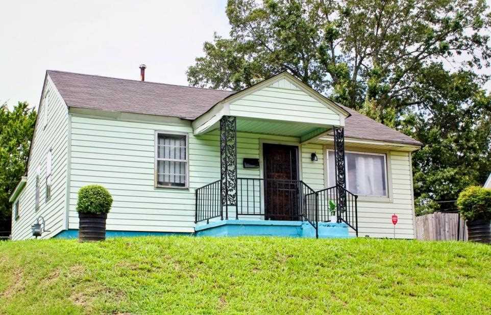 1995 Corry Road Memphis, TN 38106 - Photo 1 of 23 Gallery Image 1