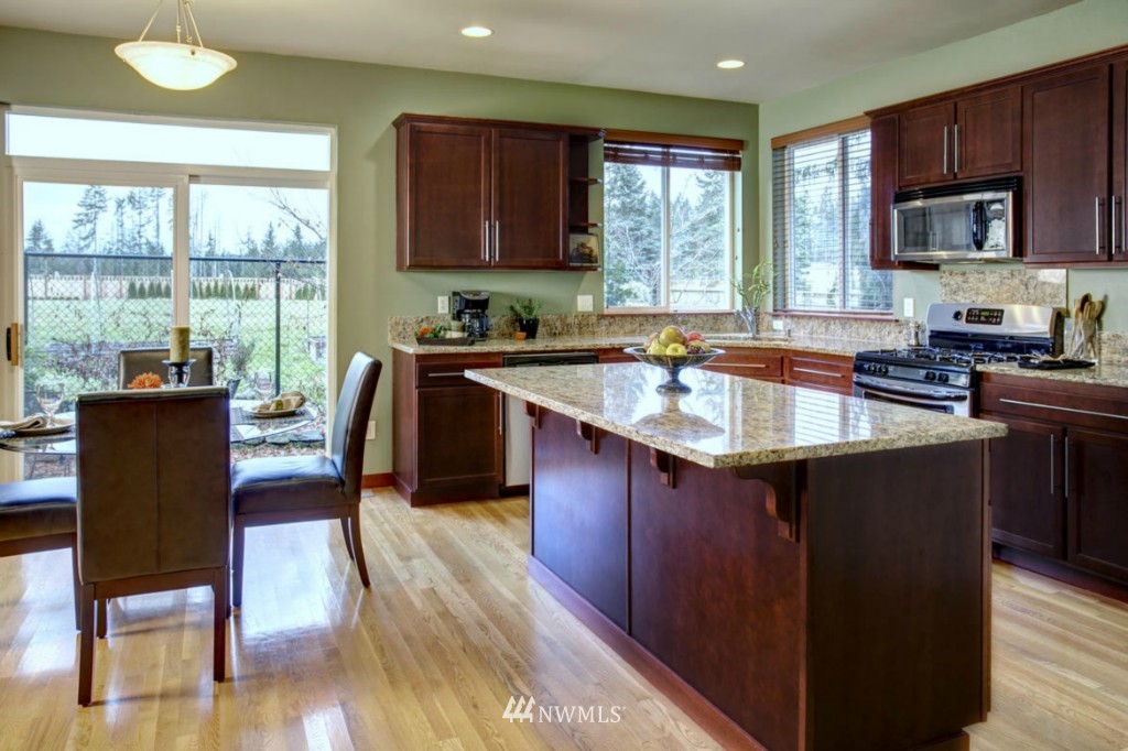 18429 42nd Avenue Southeast Bothell, WA 98012 - Photo 11 of 20 Gallery Image 11