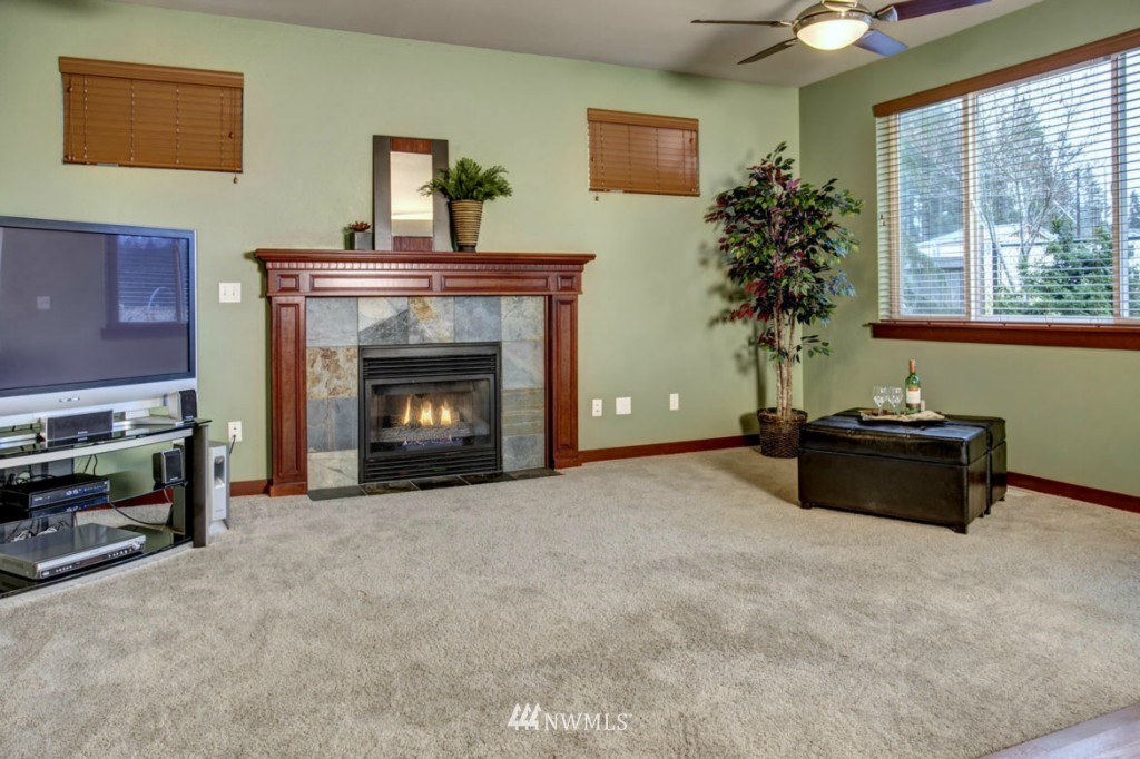 18429 42nd Avenue Southeast Bothell, WA 98012 - Photo 12 of 20 Gallery Image 12