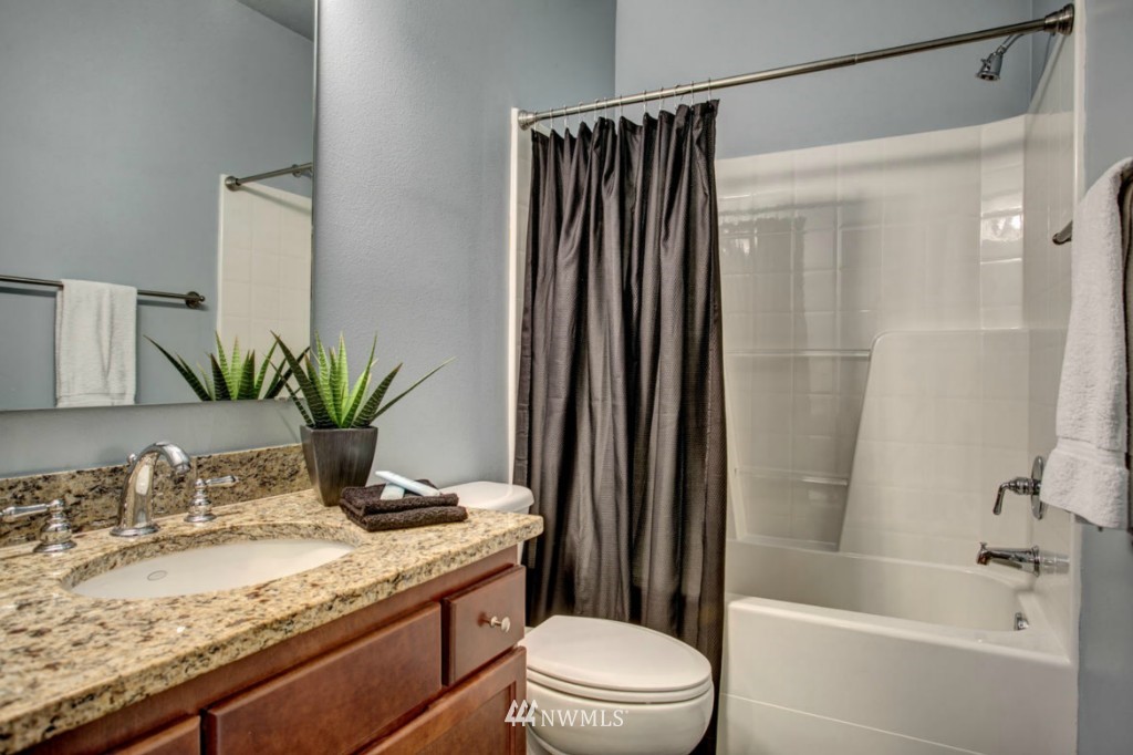 18429 42nd Avenue Southeast Bothell, WA 98012 - Photo 15 of 20 Gallery Image 15