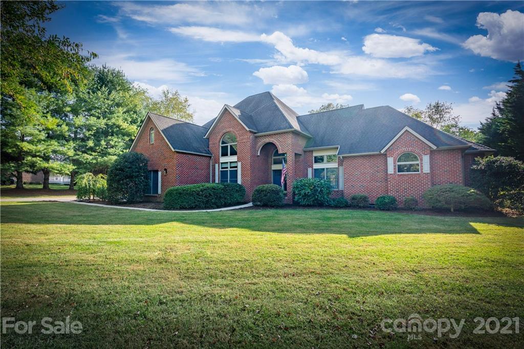 80 Portobello Road, Unit 49 Arden, NC 28704 - Photo 3 of 48 Gallery Image 3