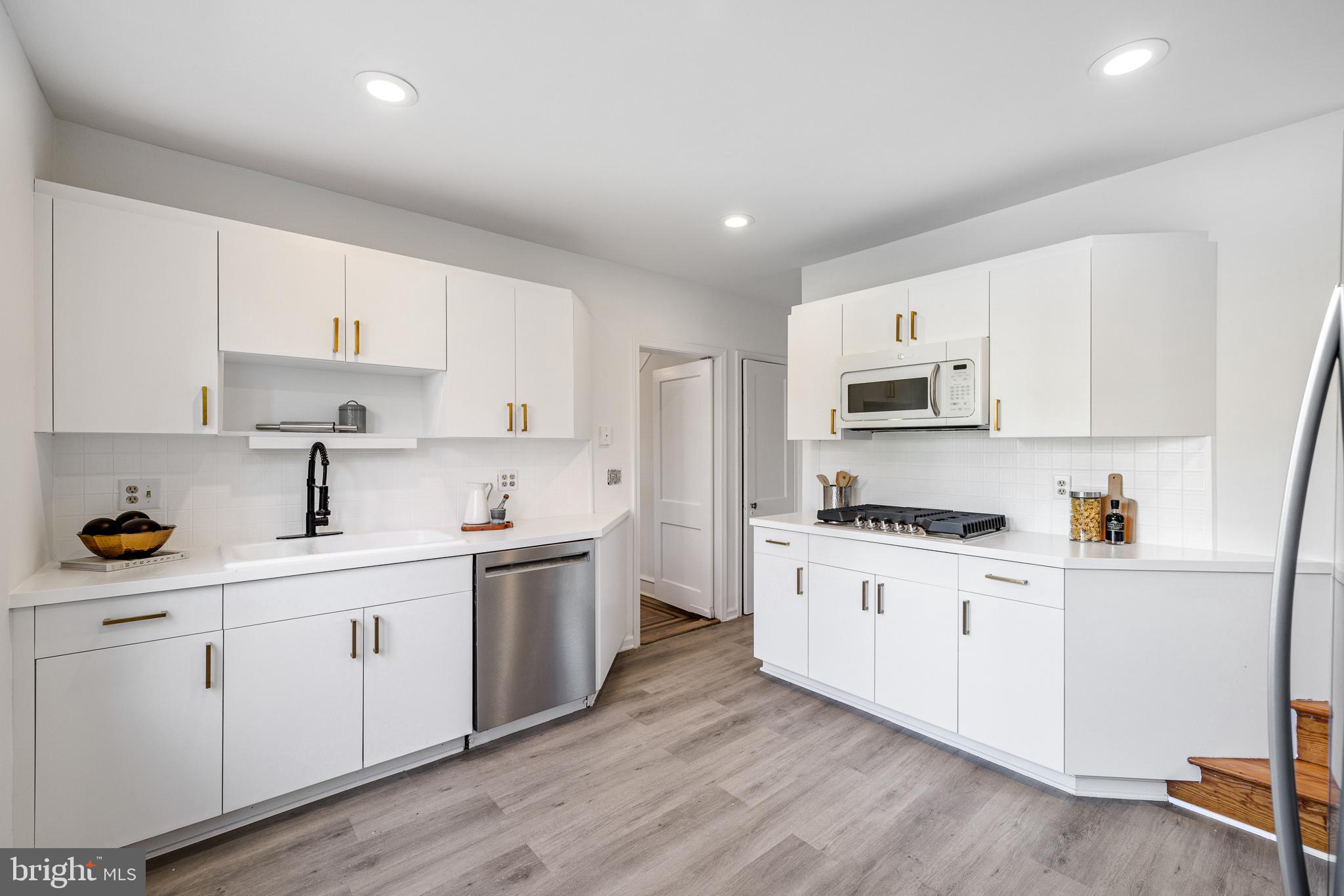 7828 Ardleigh Street Philadelphia, PA 19118 - Photo 28 of 62