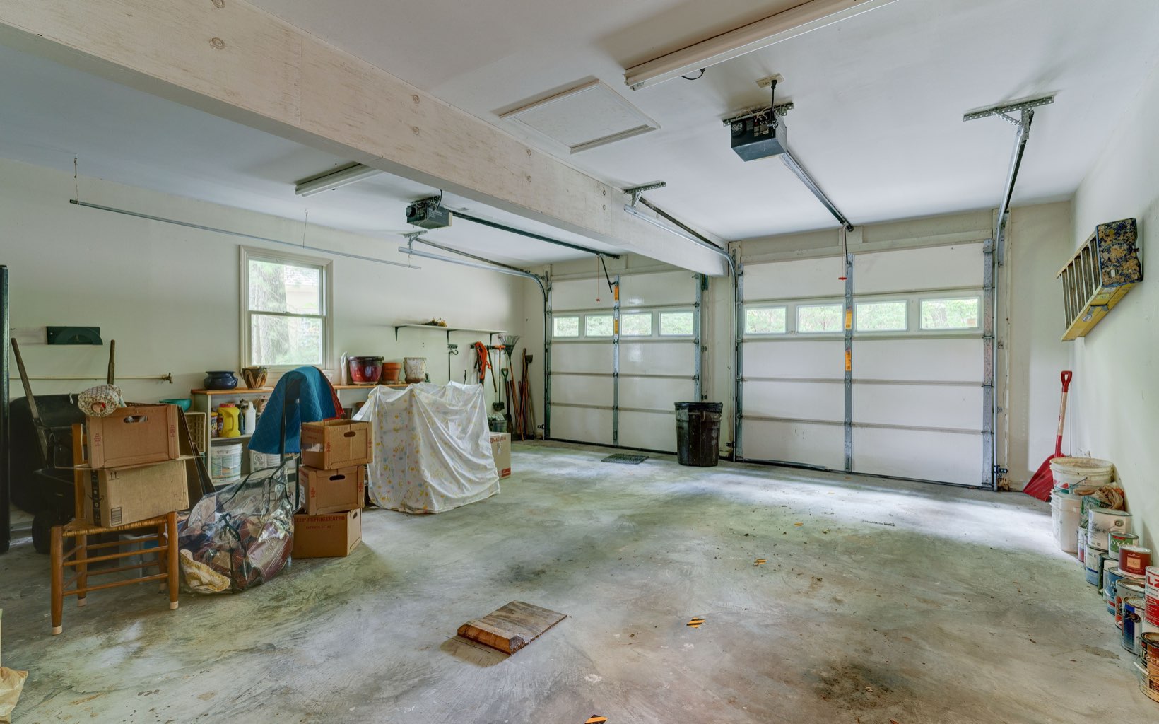 360 Apache Trail Chatsworth, GA 30705 - Photo 36 of 41 a view of a room with gym equipment