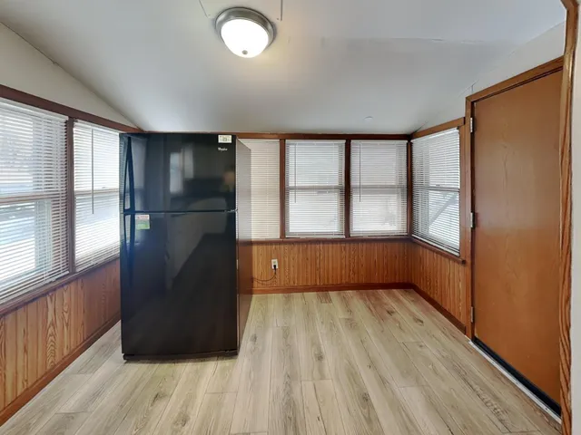 $1,895 | 891 Hazelwood Street, St. Paul, MN 55106