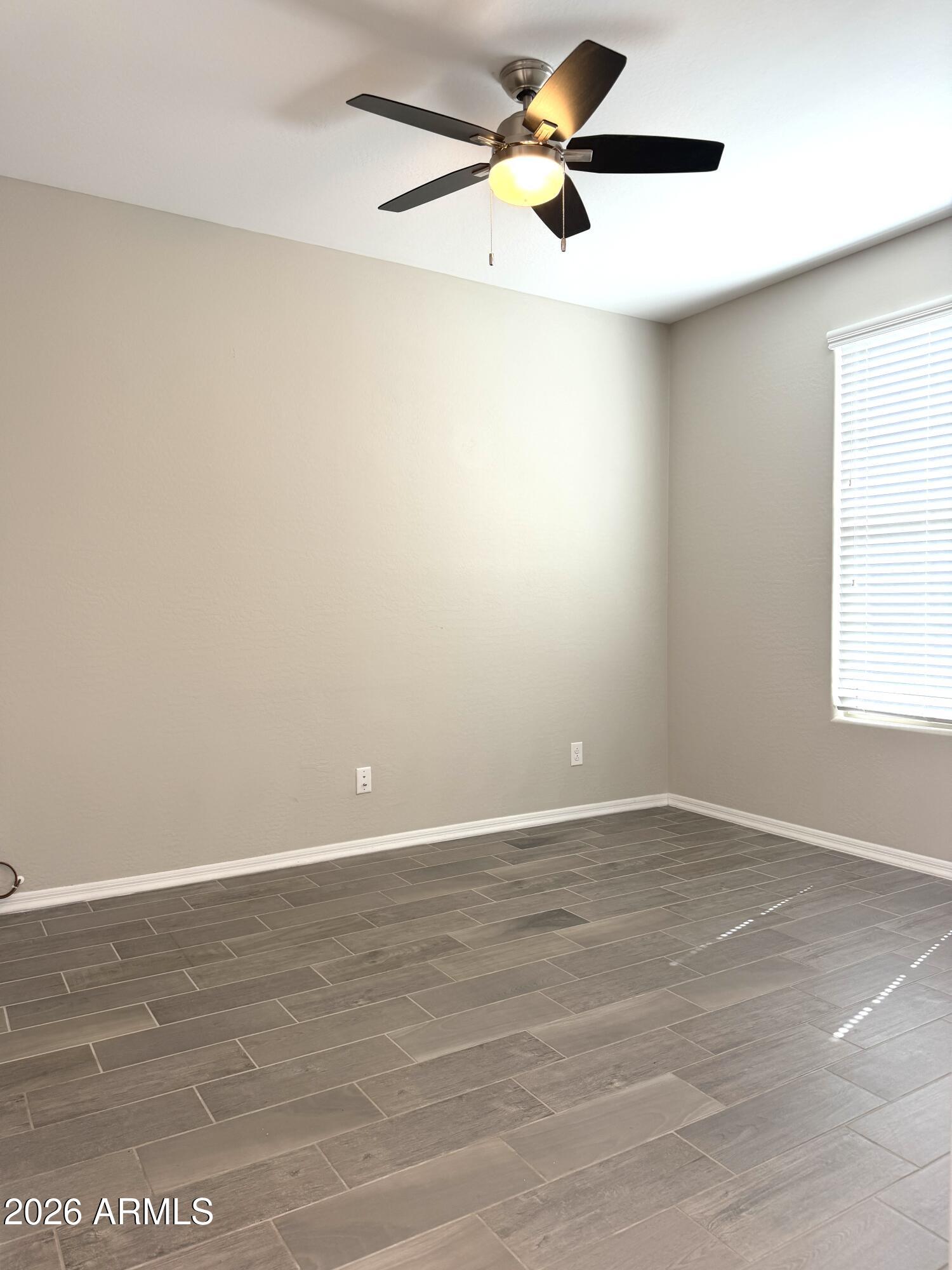 2314 East Harwell Road Phoenix, AZ 85042 - Photo 24 of 32 a view of an empty room