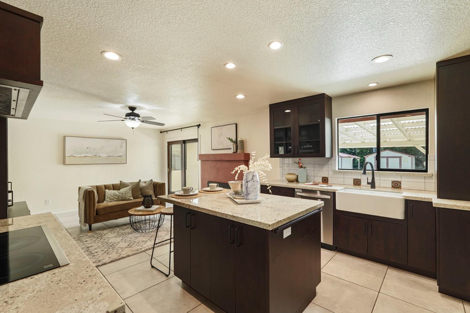 925 Constitution Way Tracy, CA 95376 - Photo 17 of 53