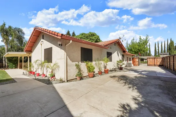 $1,000,000 | 925 Constitution Way, Tracy, CA 95376