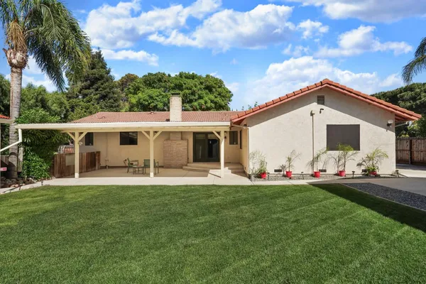 $1,000,000 | 925 Constitution Way, Tracy, CA 95376