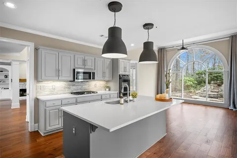 $899,000 | 130 Belvedere Court, Atlanta, GA 30350