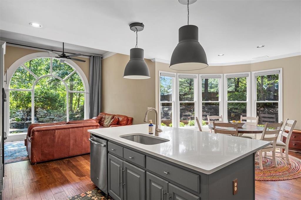 130 Belvedere Court Atlanta, GA 30350 - Photo 3 of 59