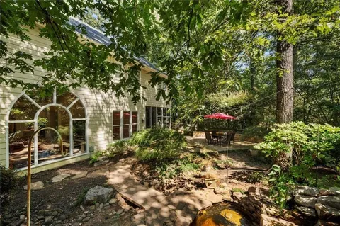 $899,000 | 130 Belvedere Court, Atlanta, GA 30350