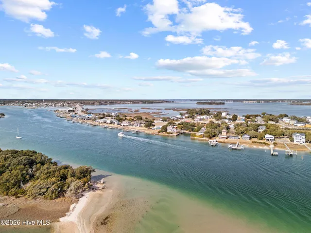 $799,000 | 143 Capn Deck Lane, Cedar Point, NC 28584