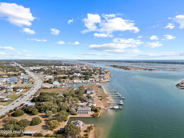 $799,000 | 143 Capn Deck Lane, Cedar Point, NC 28584