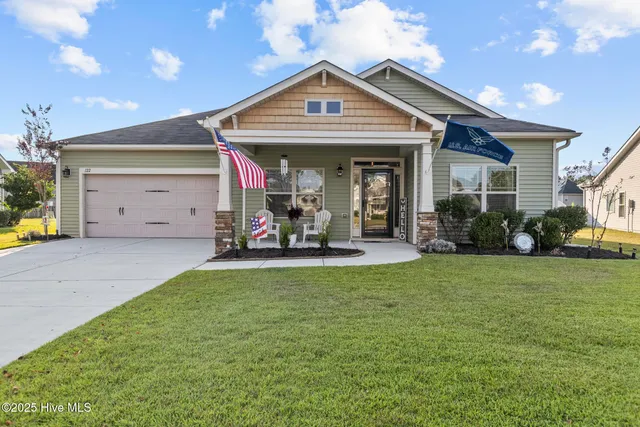 $375,000 | 122 Farmstead Place, Maple Hill, NC 28454