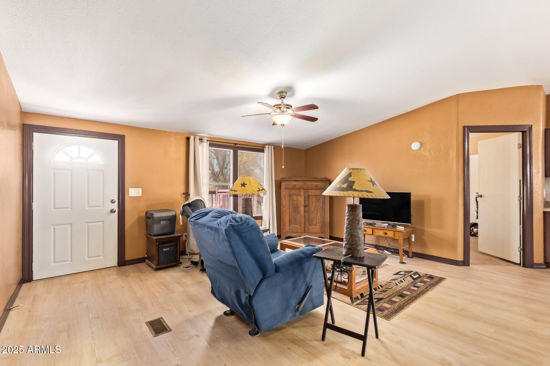 2378 North Desert View Drive Apache Junction, AZ 85120 - Photo 9 of 39 09 - Desert View