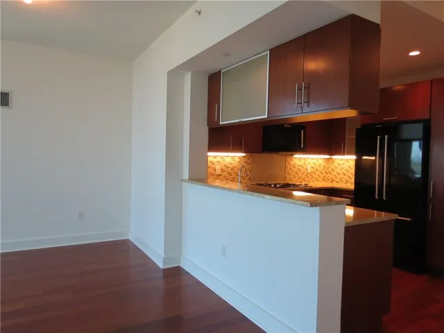 $565,000 | 175 Huguenot Street, Unit 1801, New Rochelle, NY 10801