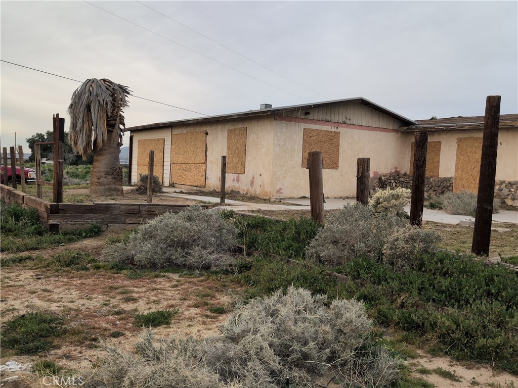 7605 Obsidian Road Mojave, CA 93501 - Photo 15 of 16