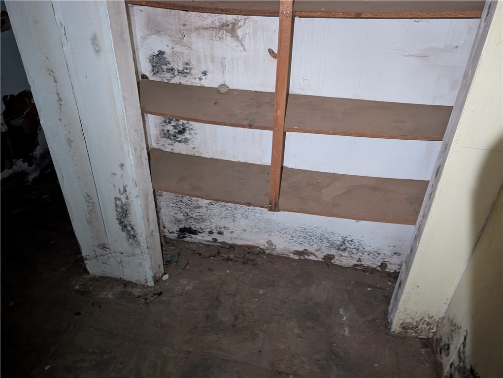 7605 Obsidian Road Mojave, CA 93501 - Photo 4 of 16