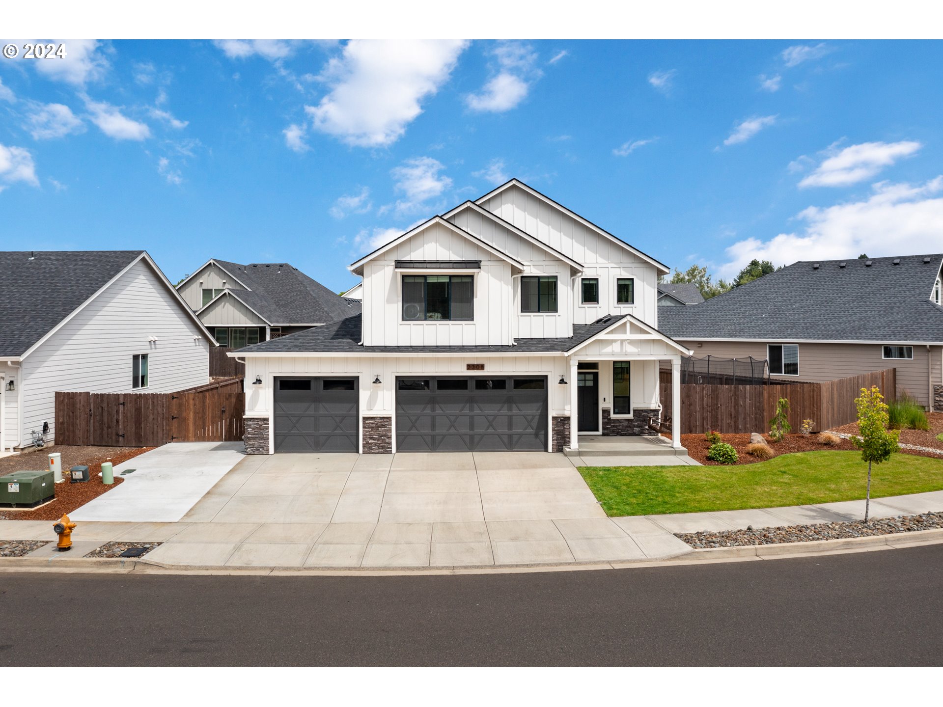 2308 Southeast 29th St  