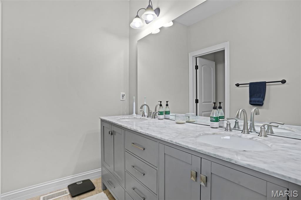2802 Tayson Way Washington, MO 63090 - Photo 20 of 30