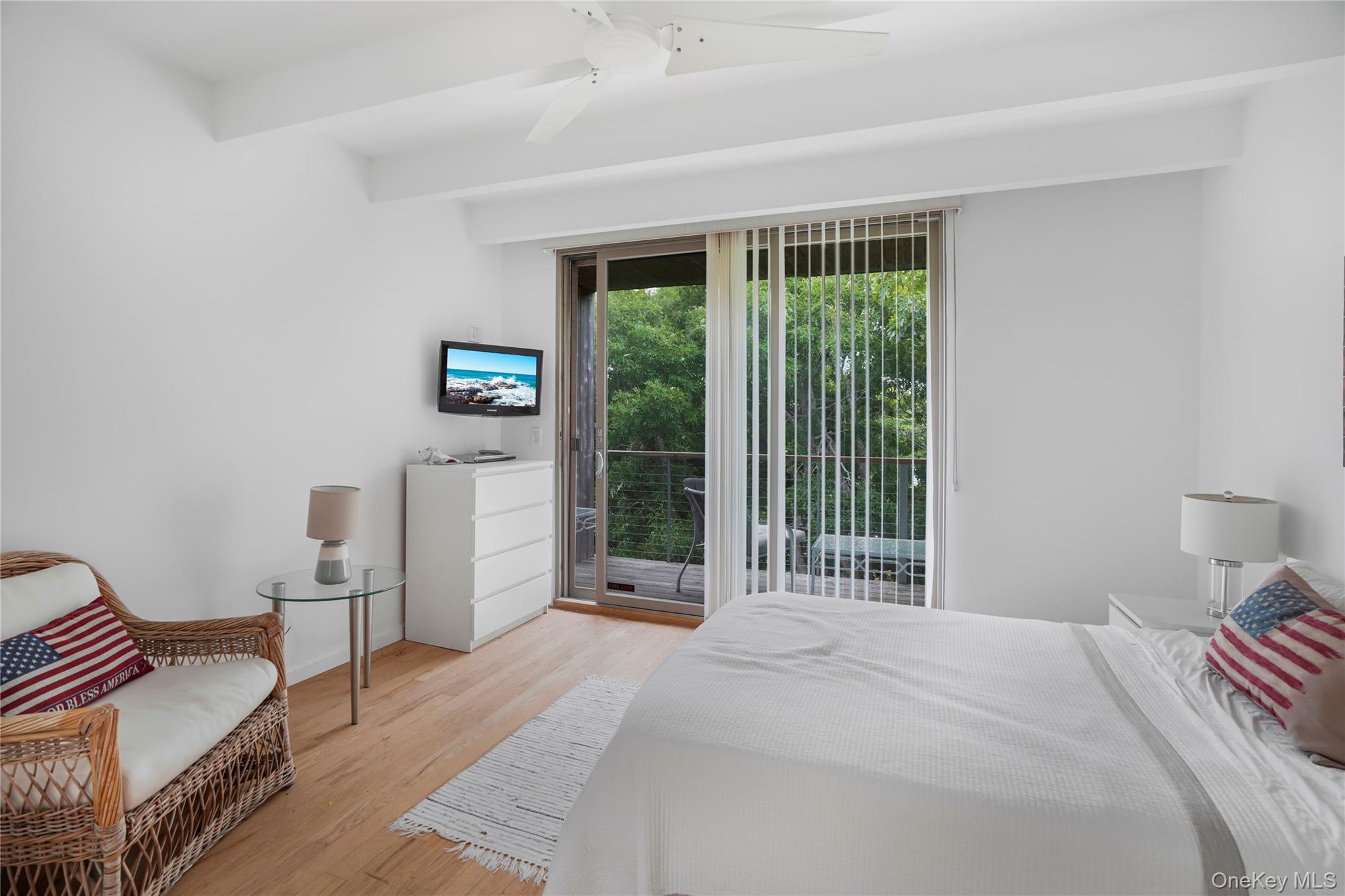 337 Shell Walk Fire Island Pines, NY 11782 - Photo 13 of 28