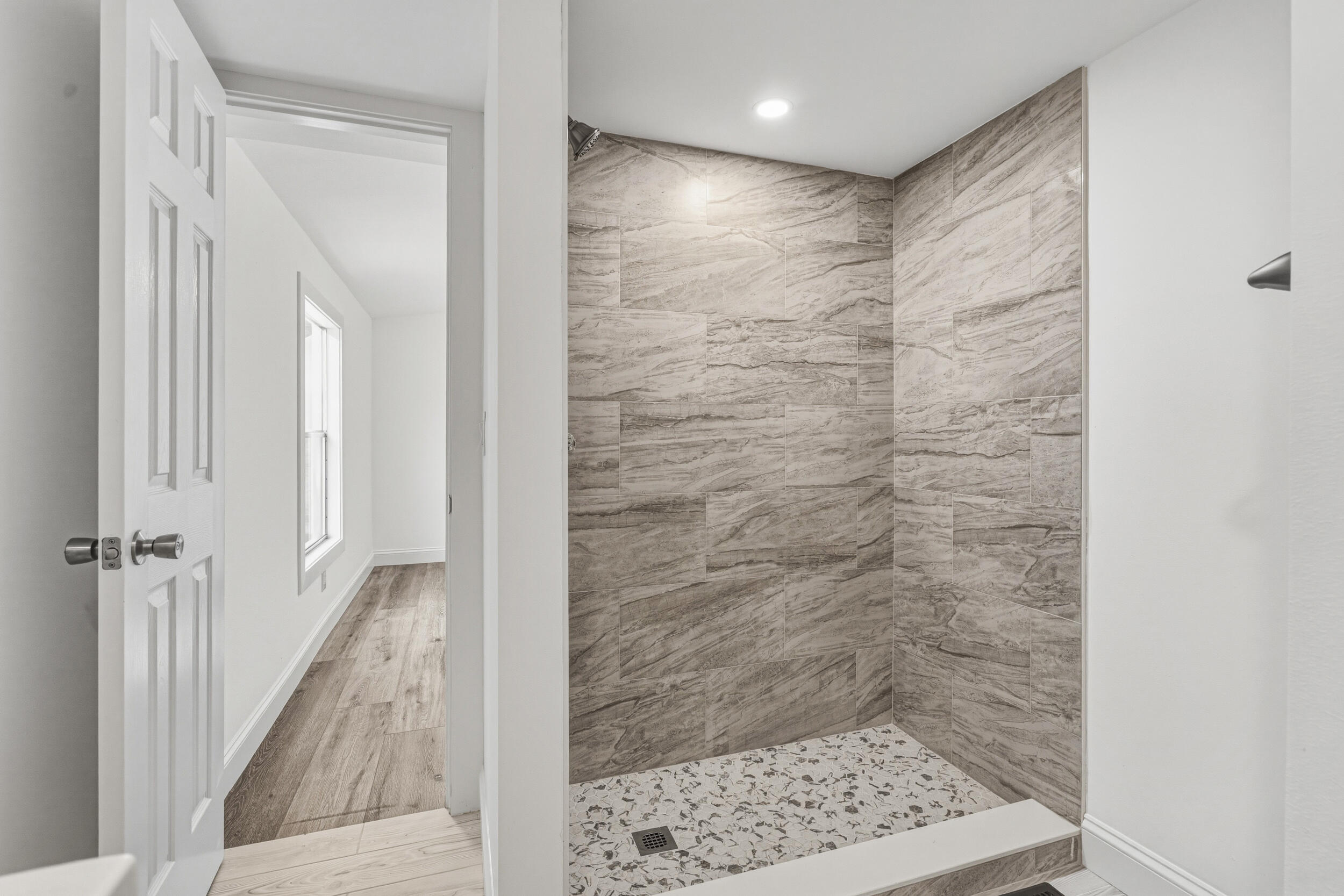 4249 Barlow Road Crestview, FL 32536 - Photo 22 of 40 a bathroom with a shower and a sink