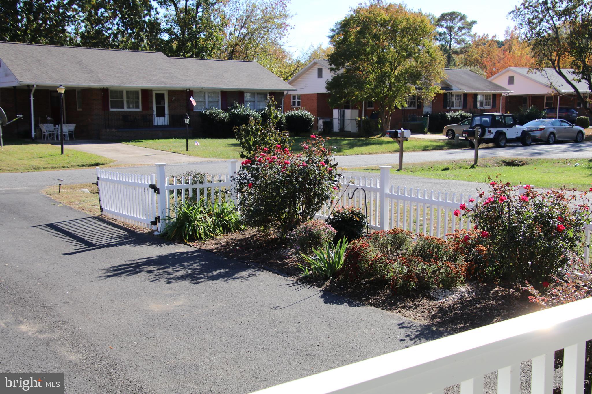 137 12th Street Colonial Beach, VA 22443 - Photo 5 of 66