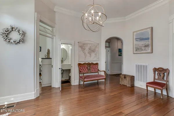 $409,900 | 601 Ingleside Avenue, Athens, TN 37303