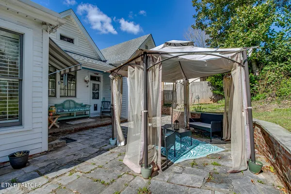 $409,900 | 601 Ingleside Avenue, Athens, TN 37303