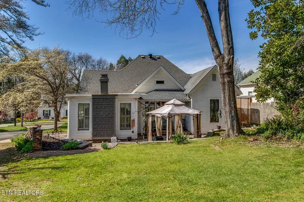 $409,900 | 601 Ingleside Avenue, Athens, TN 37303