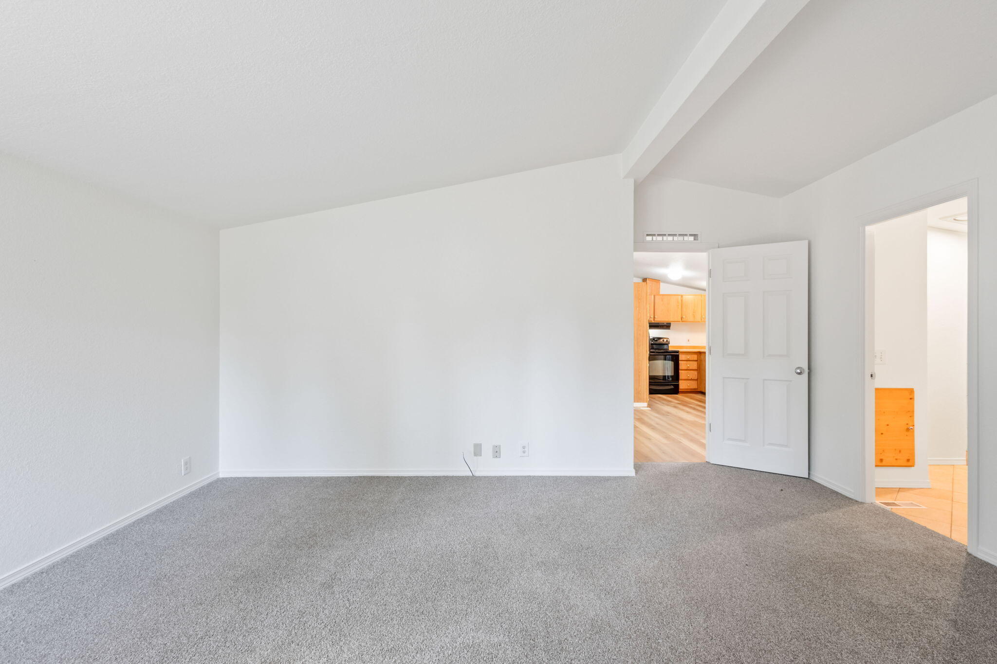 59989 Hopi Road Bend, OR 97702 - Photo 15 of 49 Primary 2