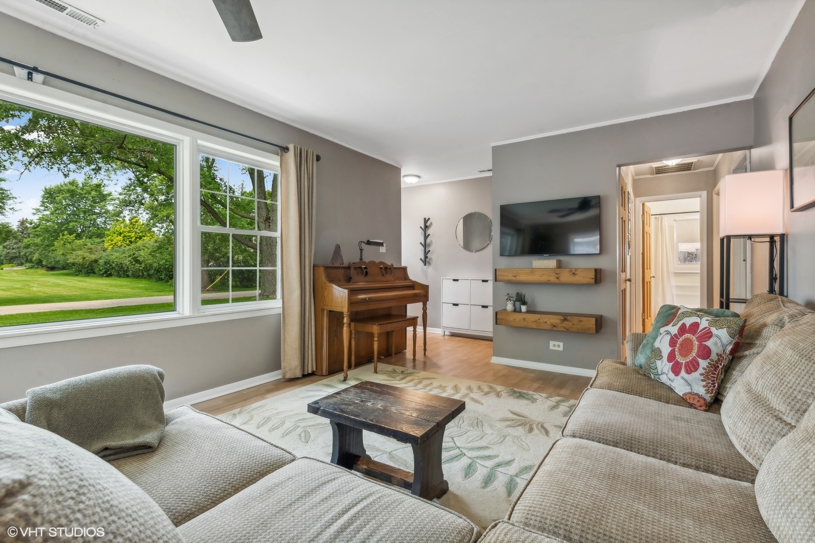 80 North Pleasant Road Lake Zurich, IL 60047 - Photo 11 of 34 Gallery Image 11