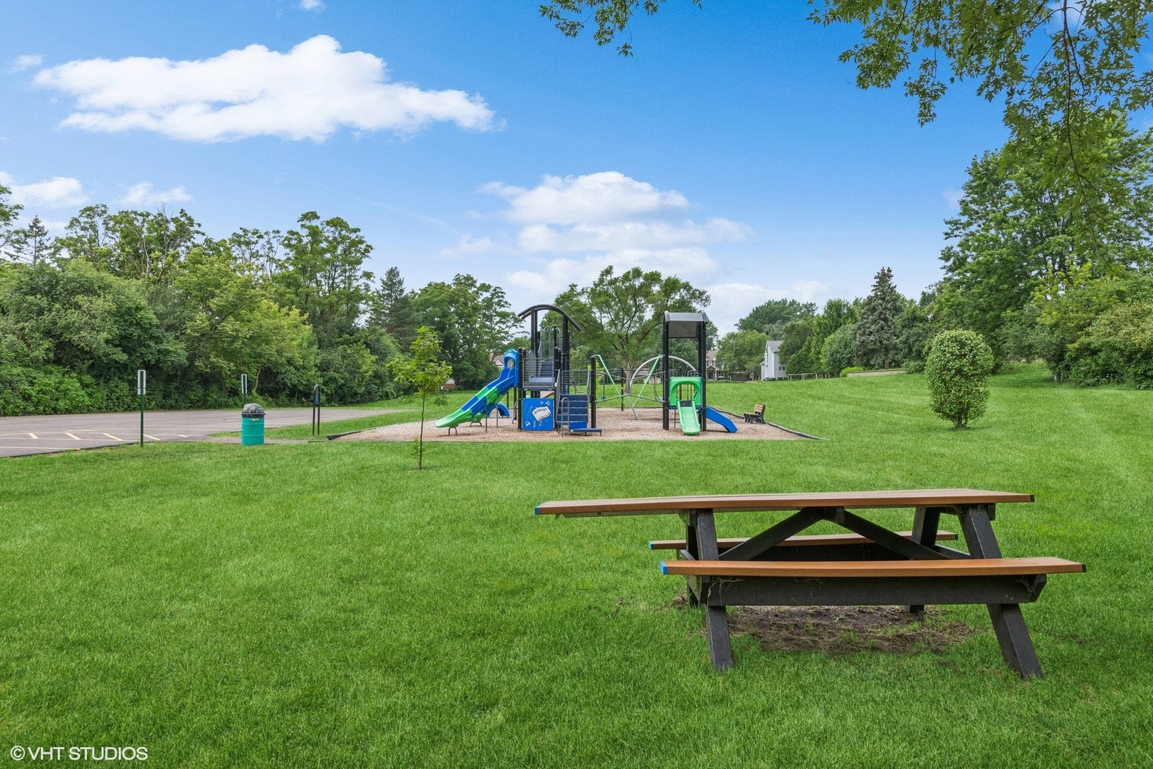 80 North Pleasant Road Lake Zurich, IL 60047 - Photo 3 of 34 Gallery Image 3