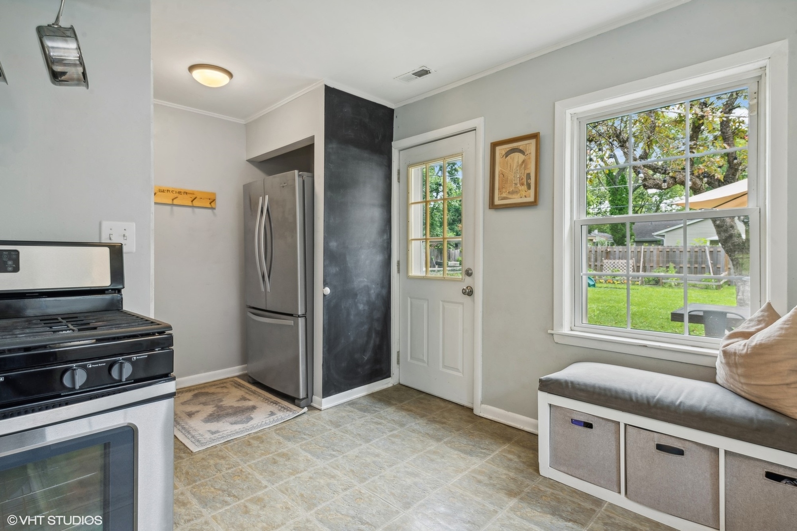 80 North Pleasant Road Lake Zurich, IL 60047 - Photo 7 of 34 Gallery Image 7