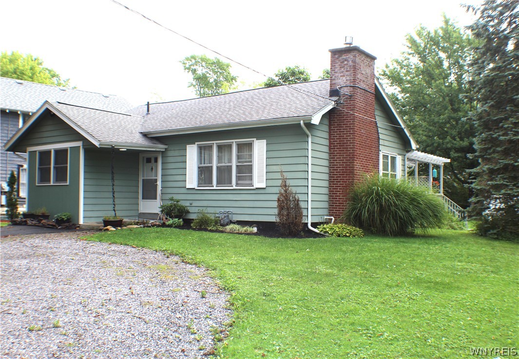 9361 Lake Shore Road Evans, NY 14006 - Photo 1 of 34 Exterior front