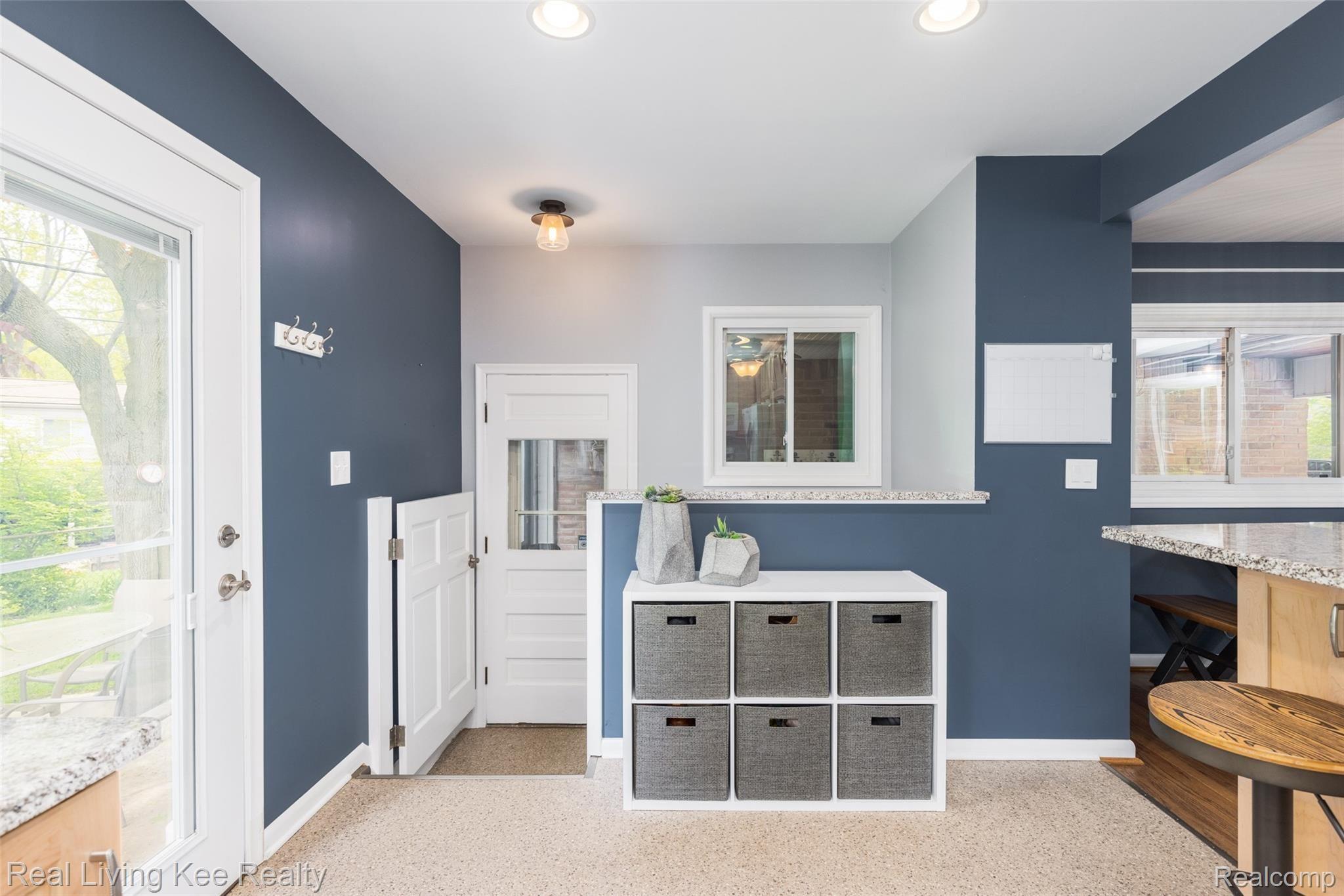 1330 Sycamore Drive Rochester, MI 48307 - Photo 19 of 31 bluewall-8.jpg
